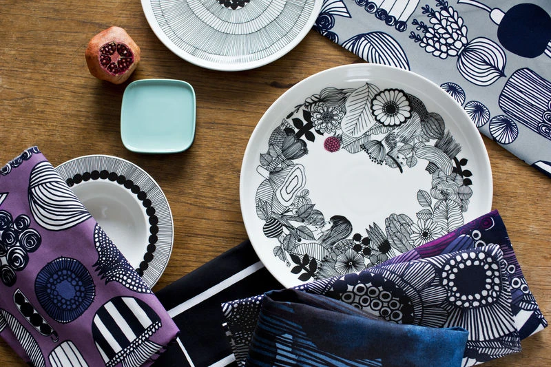 Siirtolapuutarha Presentation Dish - /Ø 32 Cm - Marimekko - Image 2