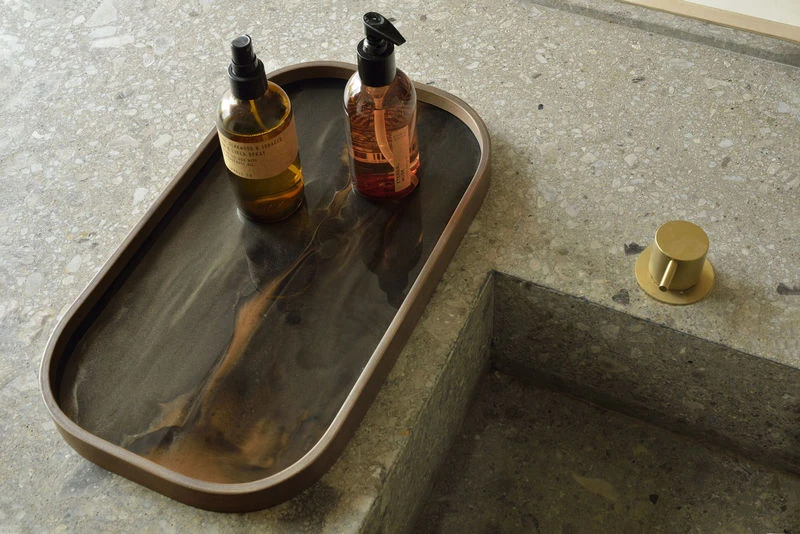 Bronze Organic Tray - / 42 X 24 Cm - Wood & Hand-painted Glass - Ethnicraft - Image 4